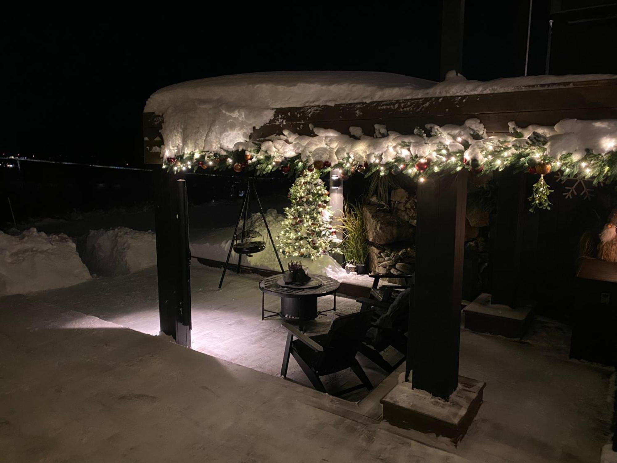 Apartment Vakker Og Romslig Pa Kvaloysletta Tromso